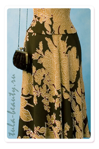 Коричнево-бежевый костюм с сумочкой и колье - Женское платье
