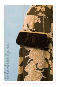 Коричнево-бежевый костюм с сумочкой и колье - Женское платье