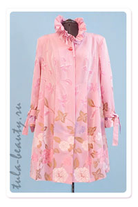 Розовый плащ - Одежда по сезону